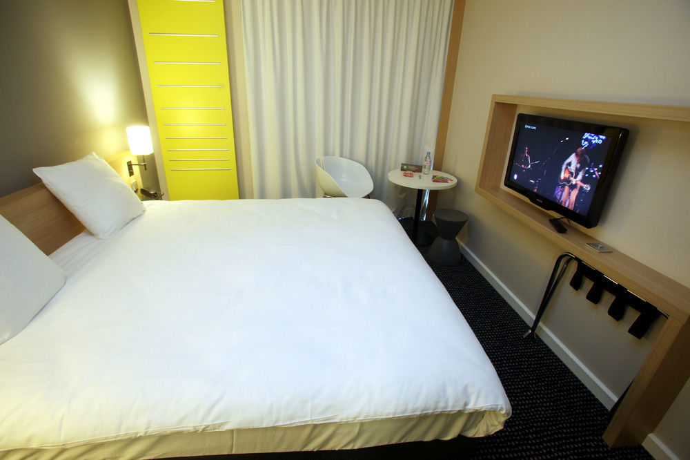 Ibis Styles Nantes Reze Aeroport Hotell Eksteriør bilde