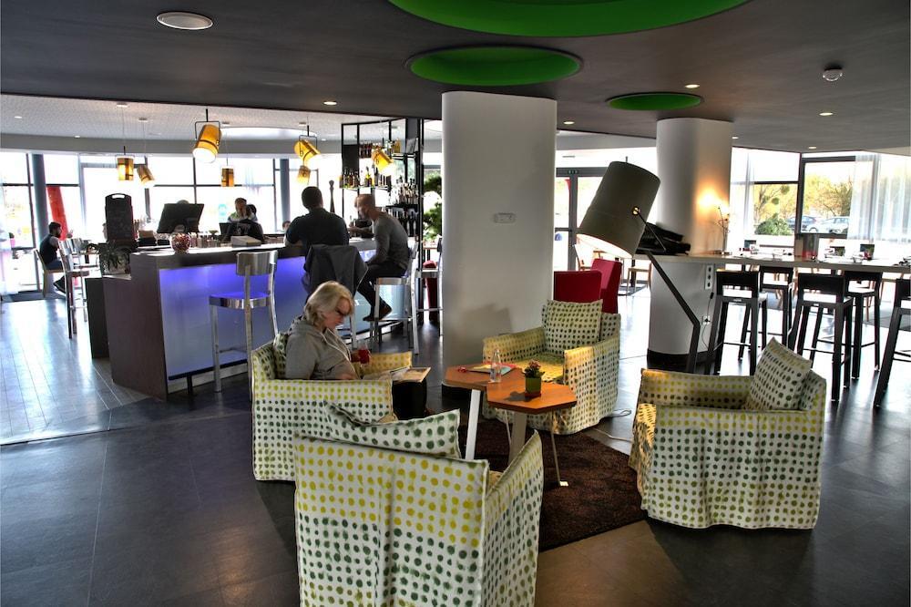 Ibis Styles Nantes Reze Aeroport Hotell Eksteriør bilde